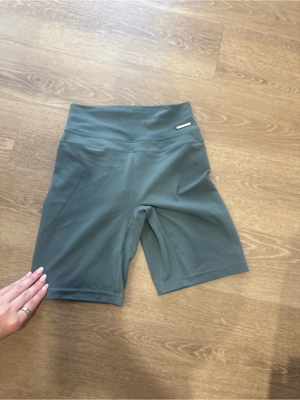 GYMSHARK biker shorts M - Picture 3 of 7